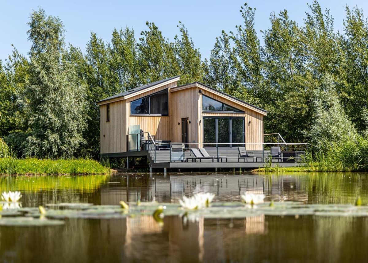Woad Mill Lakeside Lodges Boston Eksteriør billede