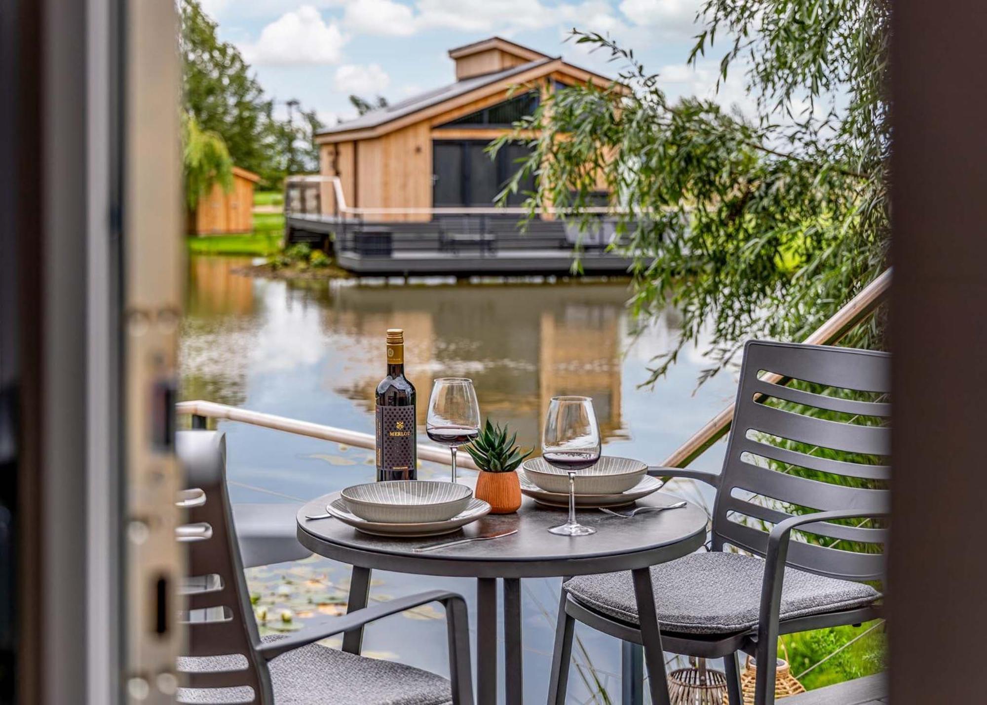 Woad Mill Lakeside Lodges Boston Eksteriør billede